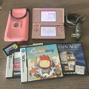 Pink Nintendo DS Lite